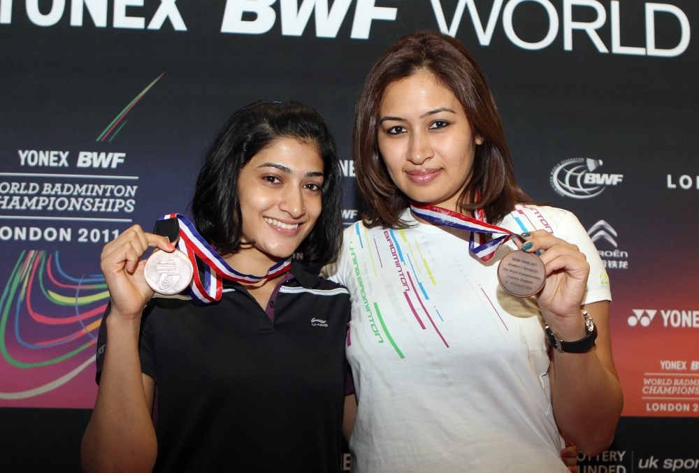 Ashwini Ponnapa & Jwala Gutta_World Championships 2011